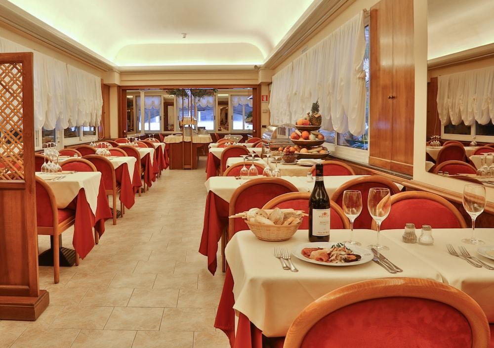 Best Western Hotel Moderno Verdi Genoa Exterior photo